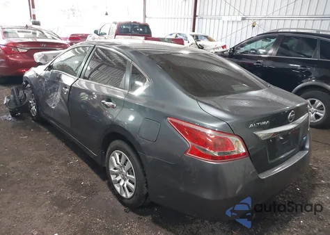 2013 Nissan Altima 2.5 S из США, поврежденный, VIN 1N4AL3AP4DC272618